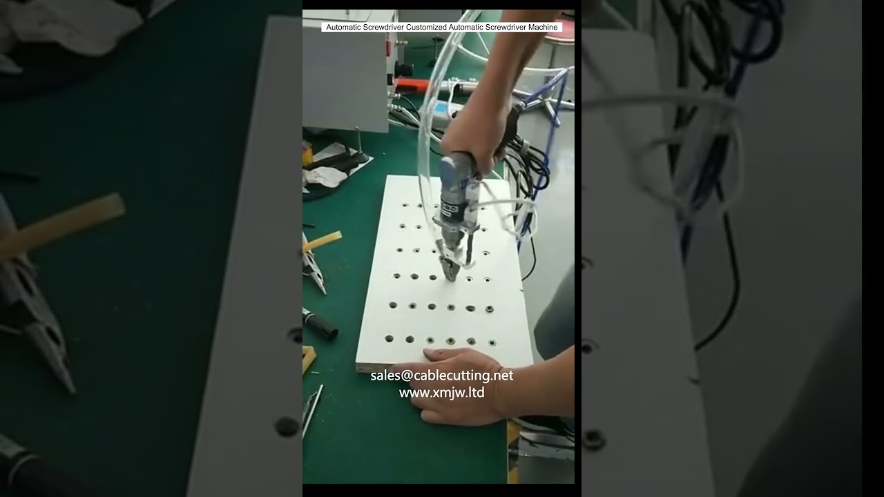 Egyedi Automata Csavarhúzó Gép – Gyors és Megbízható Csavarozás Iparági Automatizáláshoz