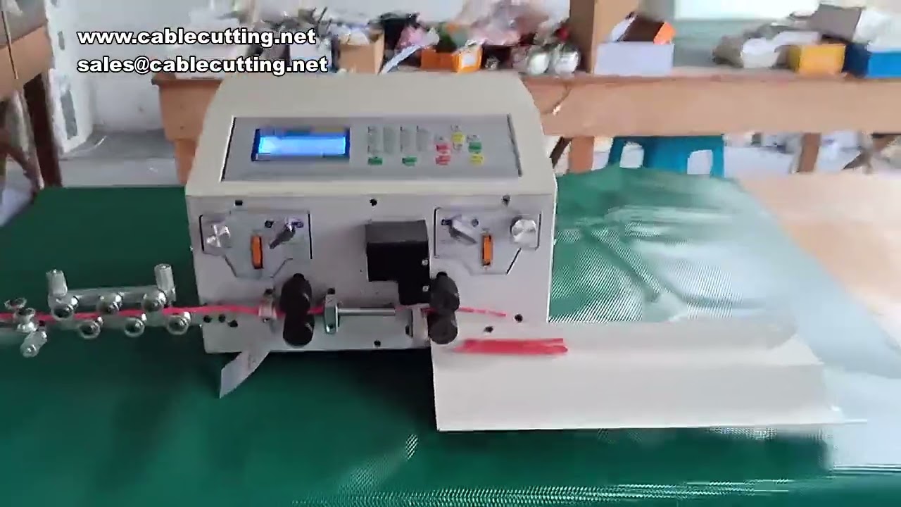 800W automata huzalcsupaszító gép 0,3-25 mm²-es kábelekhez – dupla hámozás, vágás 0-100 mm-ig