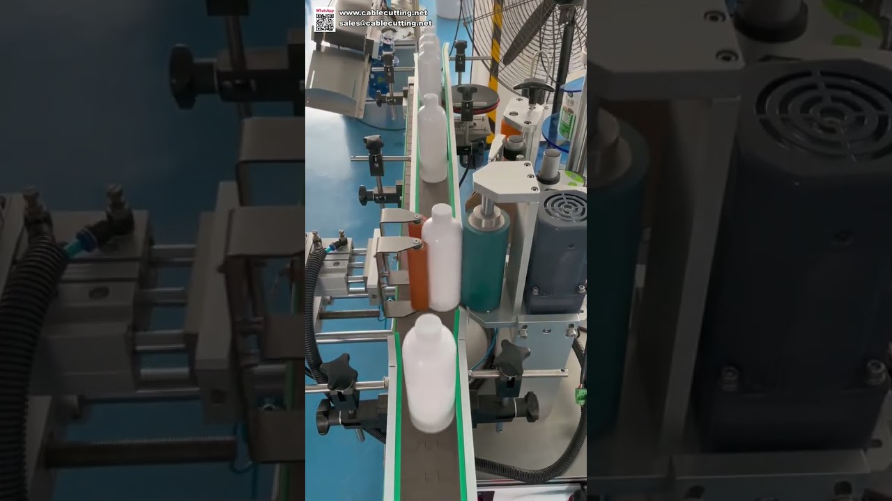 Ipari ásványvíz palack címkéző automata forgó matrica felhordó gép italgyártáshoz