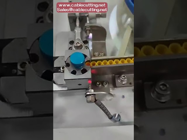 Előszigetelt huzalvégek csupaszító és krimpelő gépe – Automata csőgyűrűs kapcsolóhüvely préselés