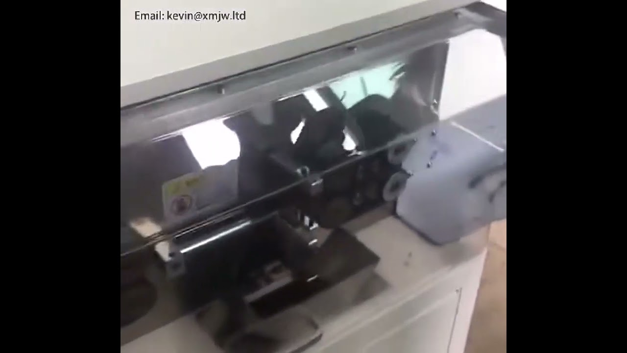 2-8 mm-es többmagos vezetékek belső és külső köpenyének eltávolítása és vágása – integrált automata gép