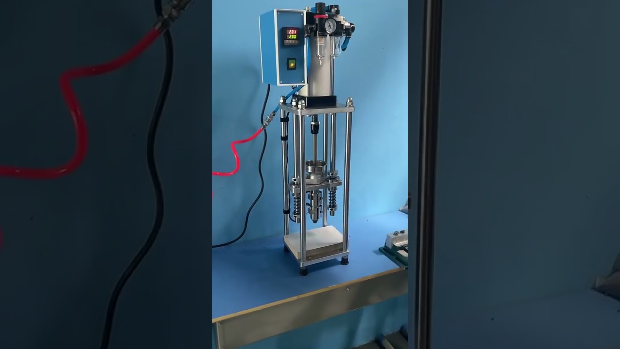 Függőleges kis műanyag fröccsöntő gép 10g - Gyári automatizáláshoz #gyár