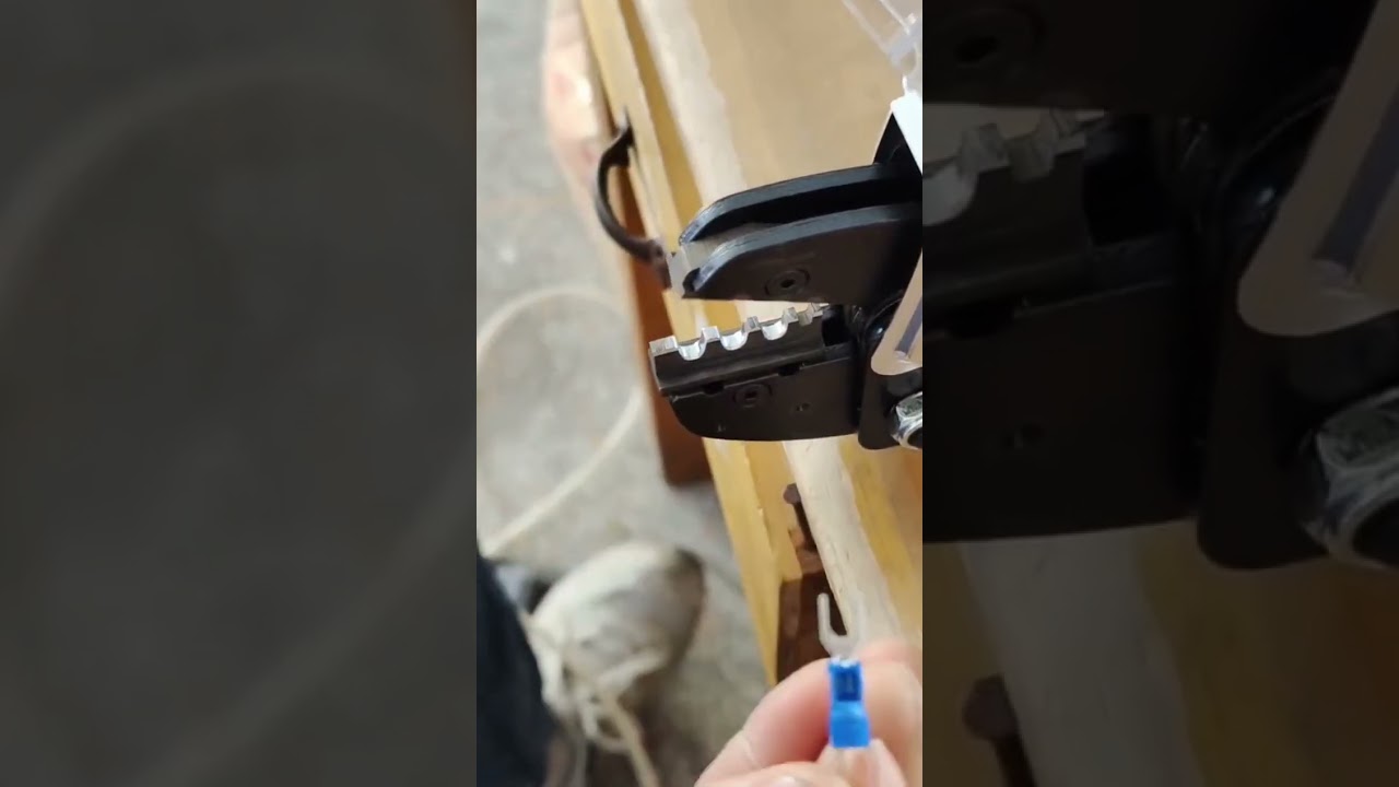 Hőelem vezetékek krimpelése: A legjobb módszer gyári környezetben #gyár #gép