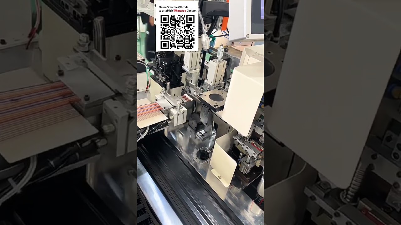 Teljesen automata gép elektronikus szalagkábel krimpeléshez, házba illesztéshez és ónozáshoz