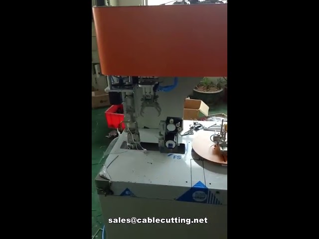 Automatikus fülhallgató kábeltekercselő gép