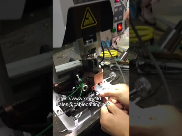 Molex csatlakozó présgép – Hatékony automatikus vezetékvégződtetés