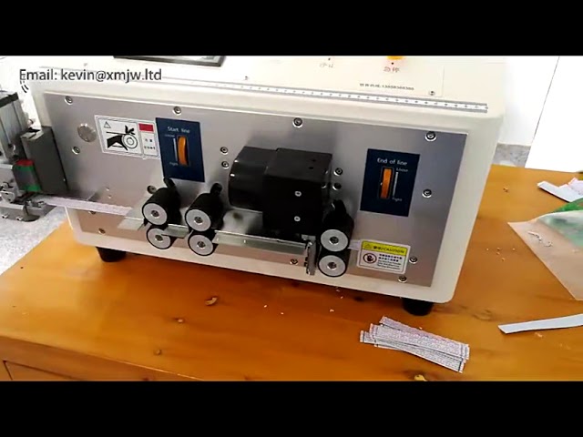 PVC burkolatú huzal bontógép - automatikus kábelvágó és szigetelésbontó berendezés lapos és kör keresztmetszetű vezetékekhez